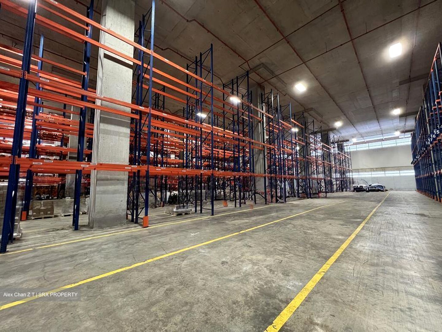 Jalan Buroh (D22), Warehouse #578702051